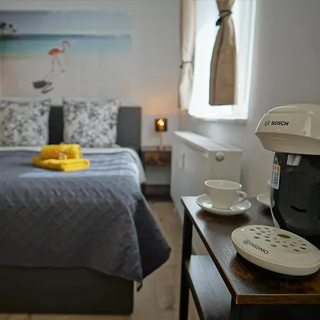 Hogulu - 3 - Raum - App 25 Mit Balkon * Brandenburg (Brandenburg an der Havel)